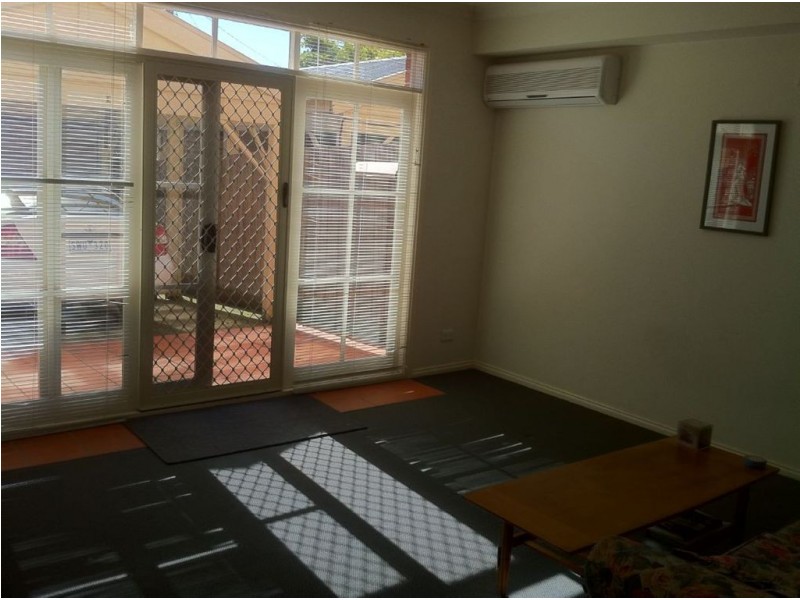 19 Elesbury Ave, Brunswick East VIC 3057