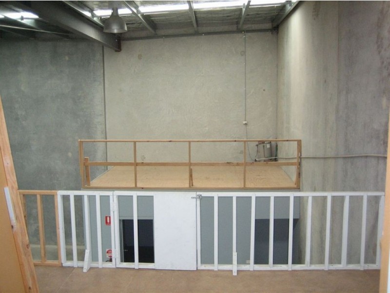 6/300 Macaulay Road, Kensington VIC 3031