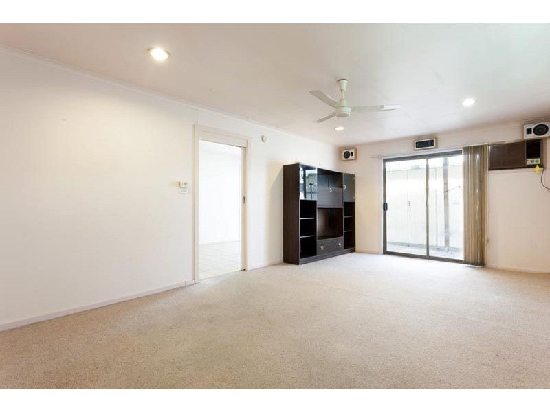 6 Oamaru Street, Northcote VIC 3070