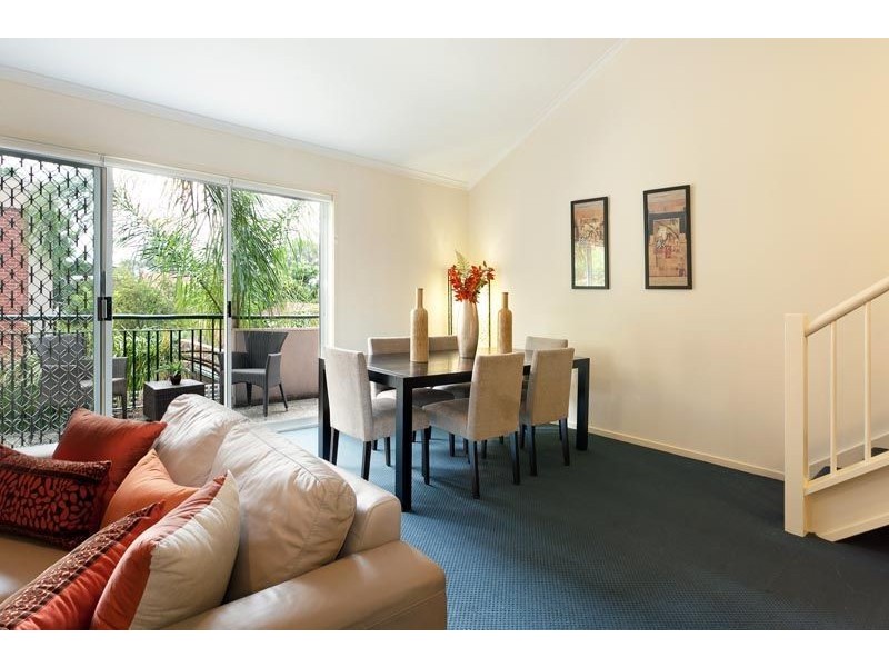 25/16 Nicholson Street, Brunswick East VIC 3057