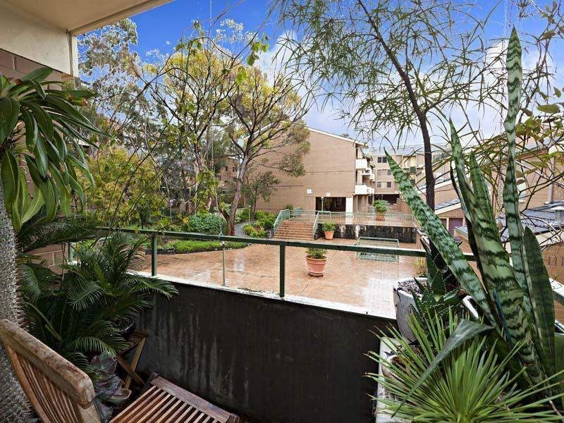 7/3 Lytton Street, Carlton VIC 3053