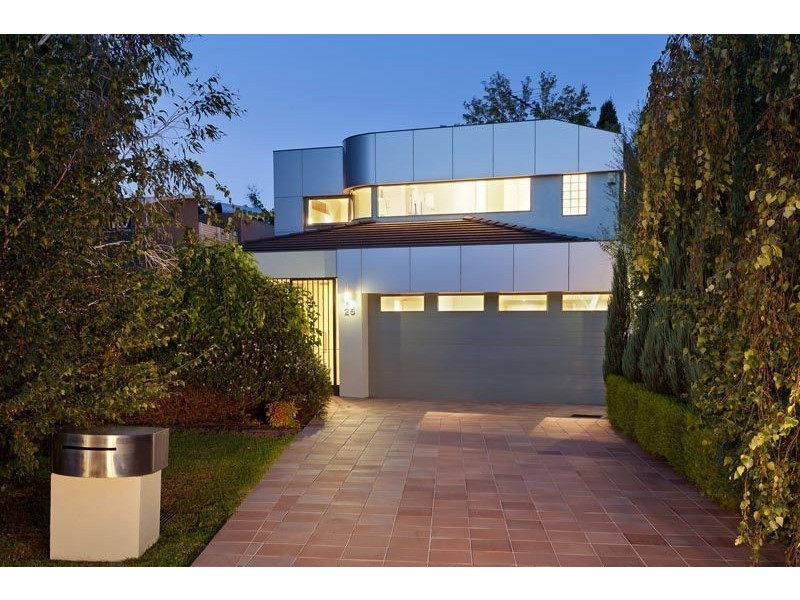25 Gilbert, Ivanhoe VIC 3079