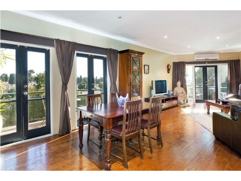 15/461 Lygon Street, Carlton VIC 3053