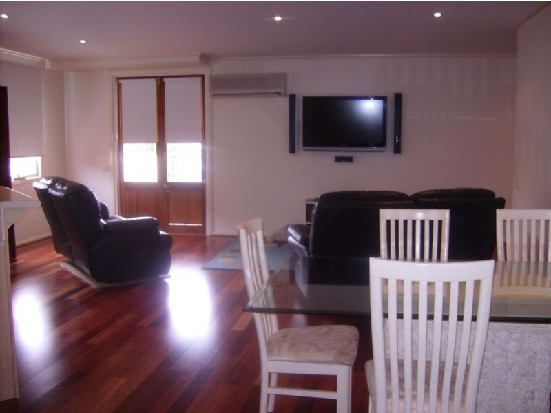 42/196 The Avenue, Parkville VIC 3052