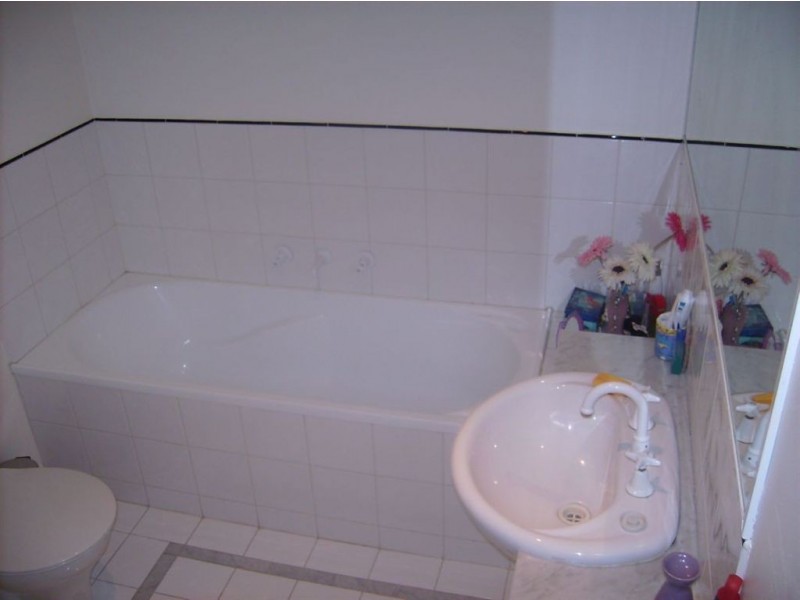 42/196 The Avenue, Parkville VIC 3052