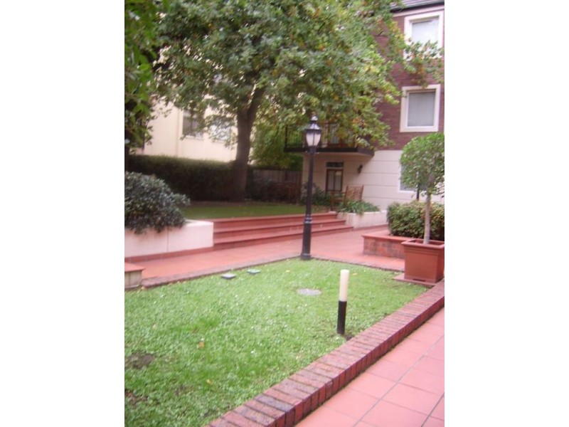 42/196 The Avenue, Parkville VIC 3052