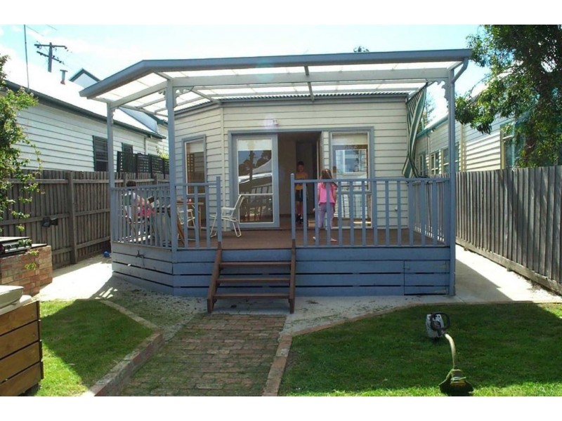 33 Shaftsbury Parade, Thornbury VIC 3071