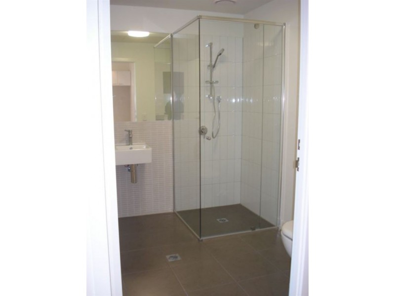 401/20 Reeves St, Carlton VIC 3053