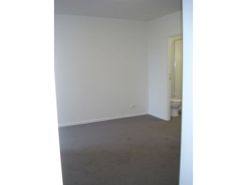 401/20 Reeves St, Carlton VIC 3053