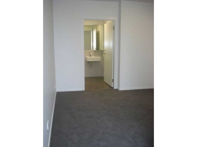 401/20 Reeves St, Carlton VIC 3053