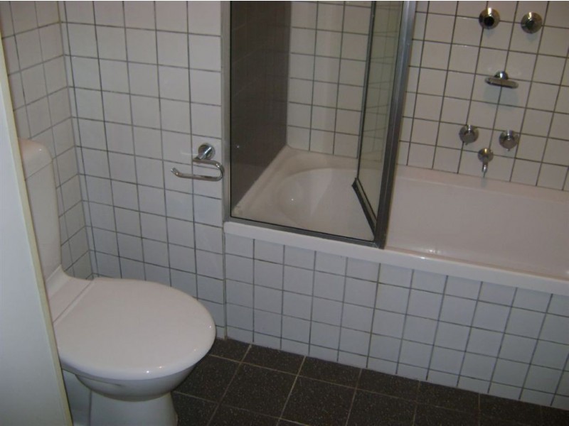 1/157 Bouverie Street, Carlton VIC 3053