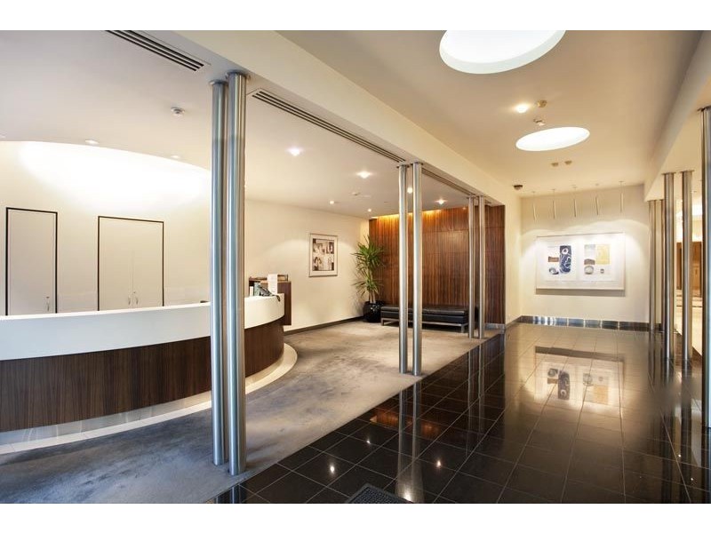 2008/163 City Road, Southbank VIC 3006