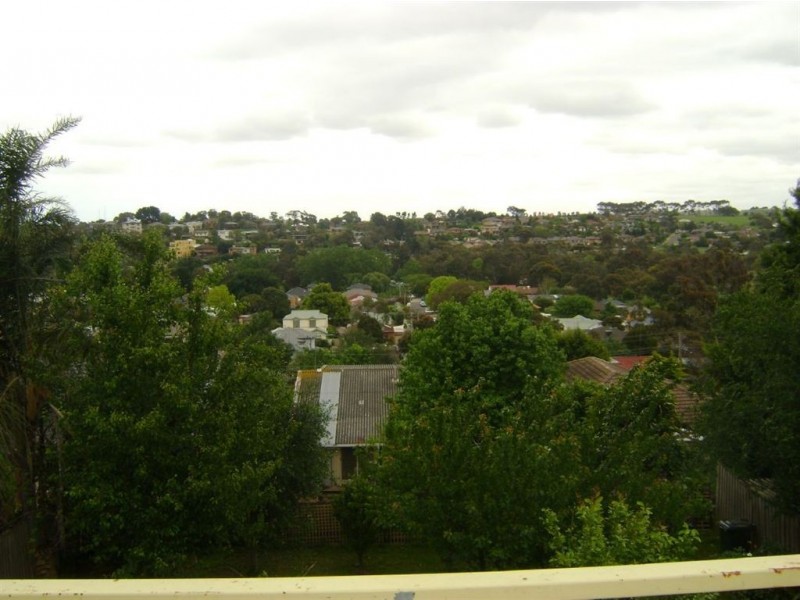 31 Josephine Street, Oak Park VIC 3046