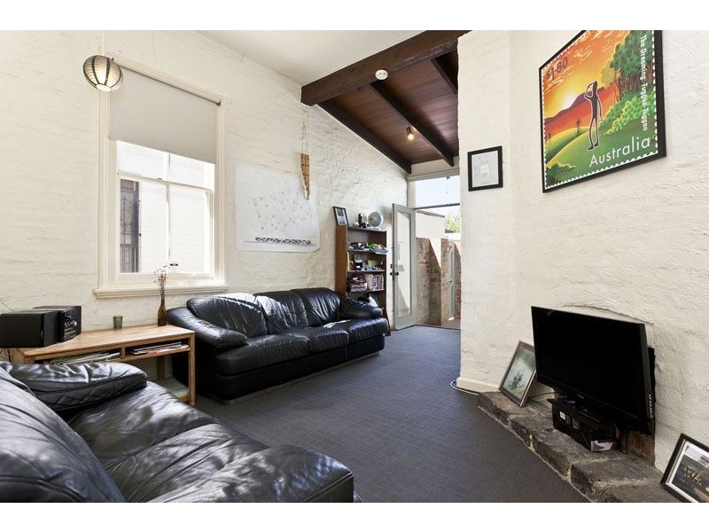 102 Station Street, Carlton VIC 3053