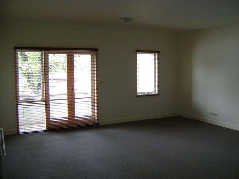 1/205 Cardigan Street, Carlton VIC 3053
