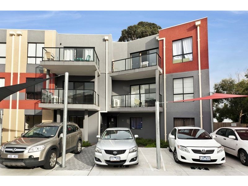 15/27 Golden Grove, Springvale South VIC 3172