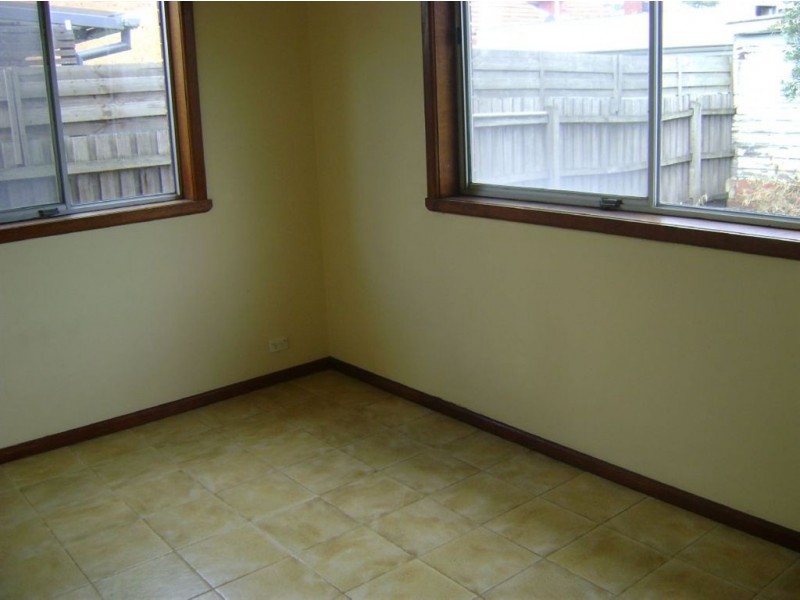 207 Bell Street, Coburg VIC 3058