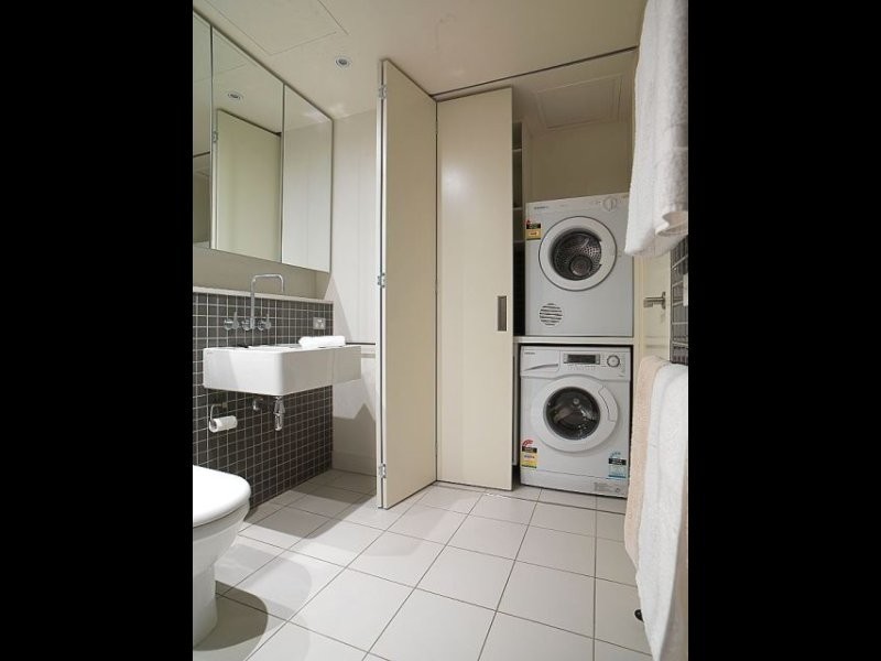 2103/1 Freshwater Place, Southbank VIC 3006