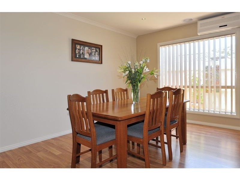 33 Belinda Court, South Morang VIC 3752