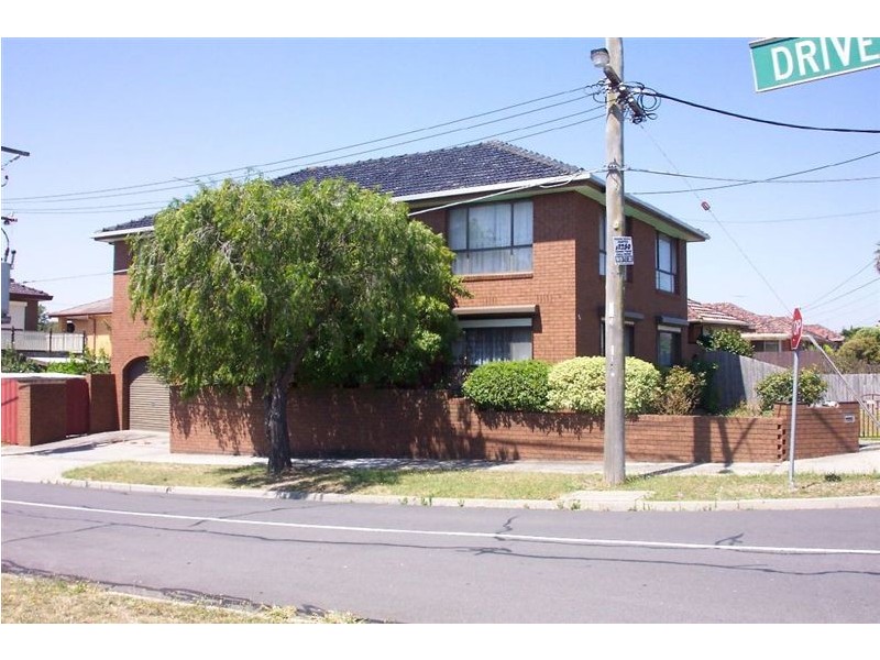 96 Dunne Street, Kingsbury VIC 3083