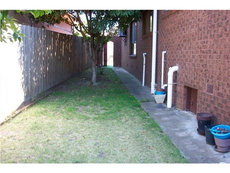 96 Dunne Street, Kingsbury VIC 3083