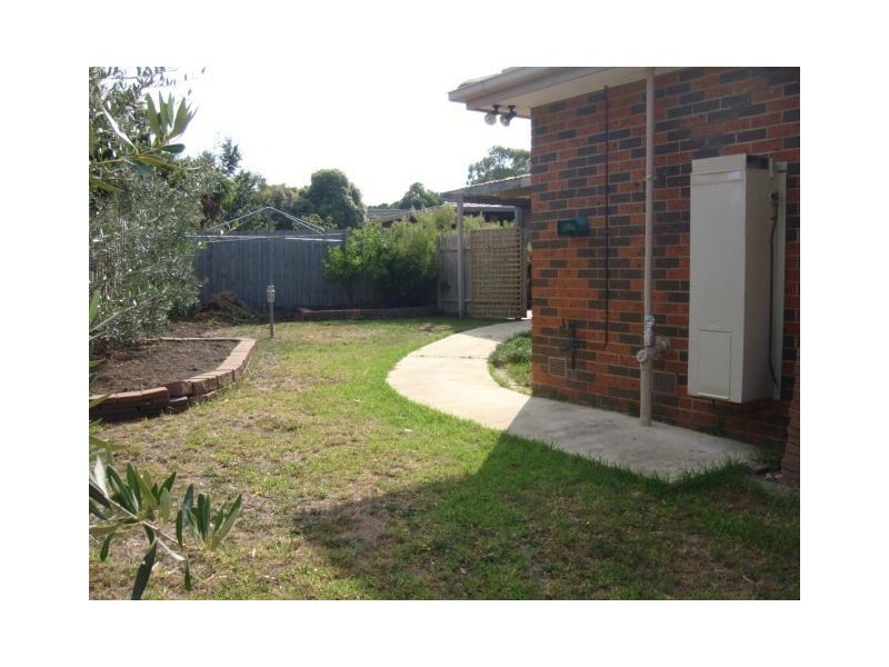 20 Blamey Avenue, Mill Park VIC 3082