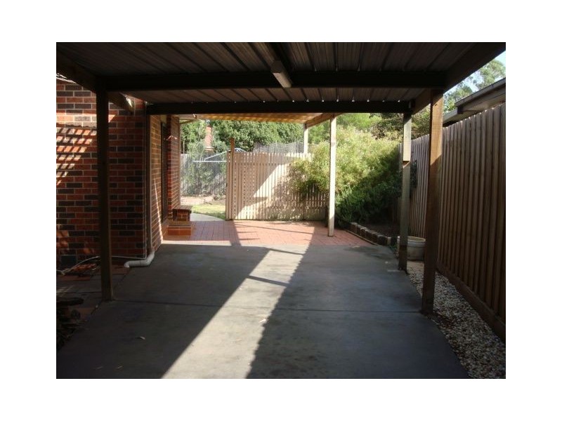 20 Blamey Avenue, Mill Park VIC 3082