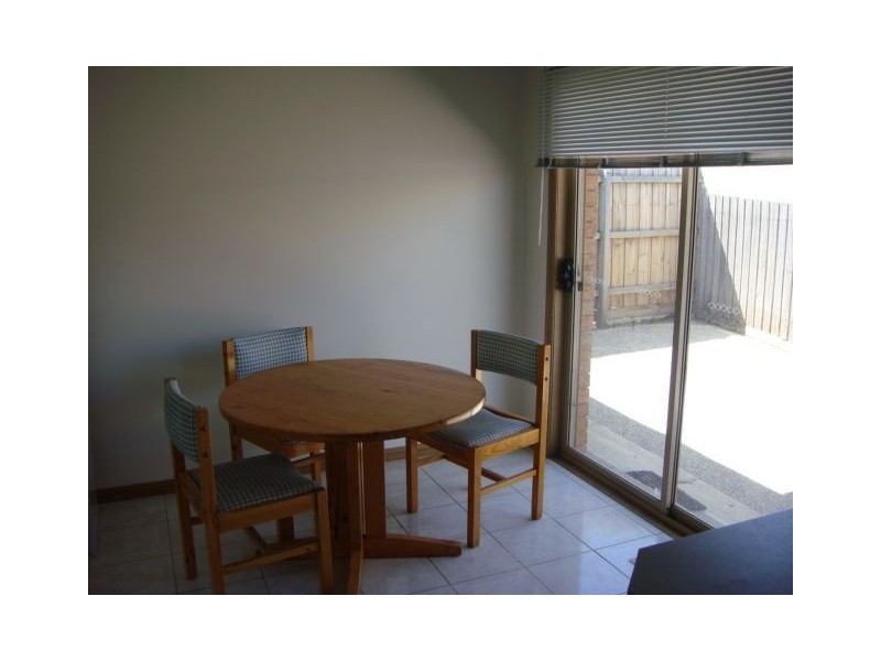 8 Avonmore Court, Mill Park VIC 3082