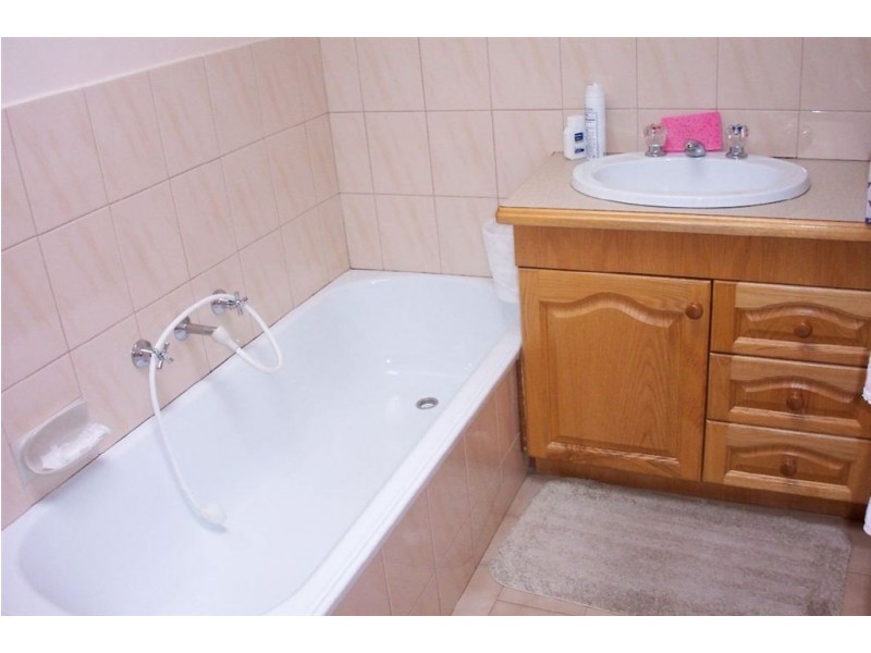 A/23 Pickworth Drive, Mill Park VIC 3082