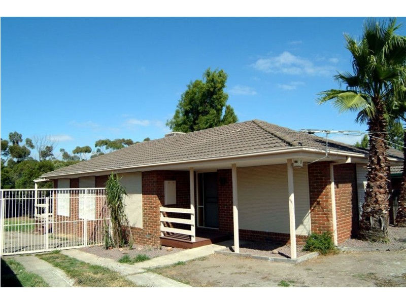33 Jasmine Drive, Mill Park VIC 3082