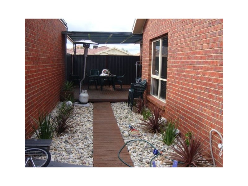 6 Amber Court, South Morang VIC 3752