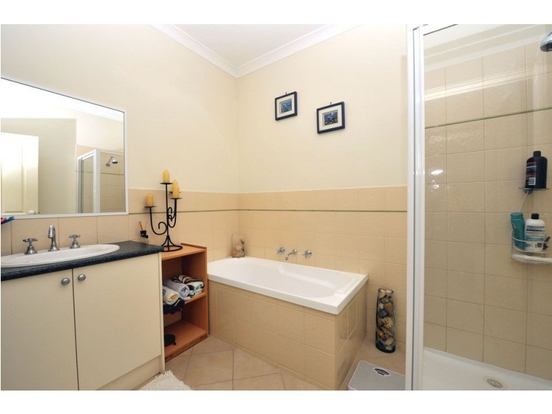 39A Lamour Avenue, South Morang VIC 3752