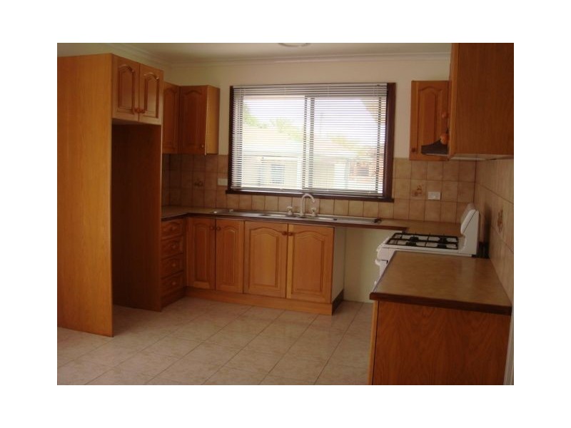 12 Claremont Street, Fawkner VIC 3060