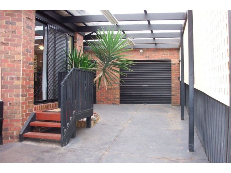 5 Cententary Drive, Mill Park VIC 3082