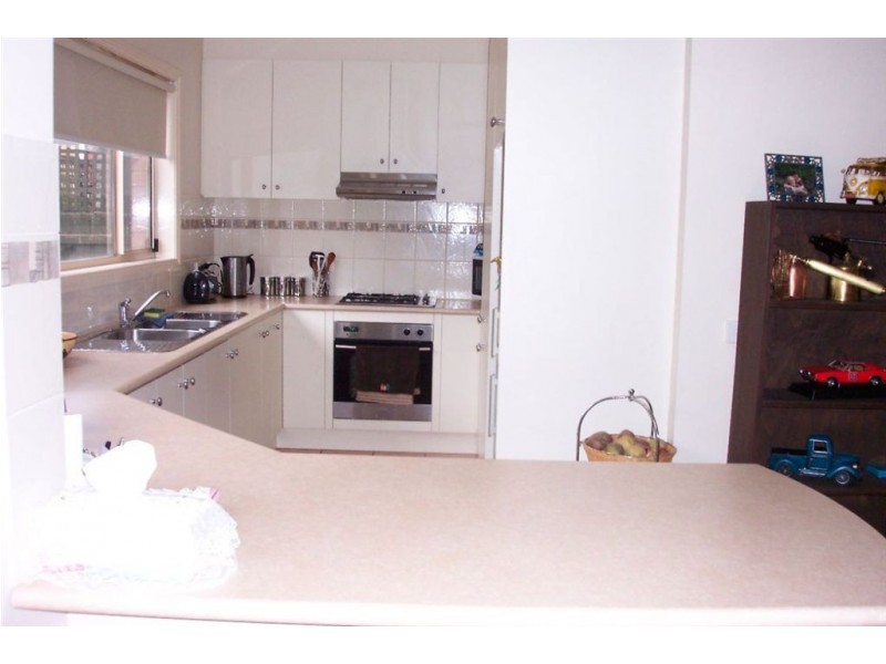 2/17 Turtur Close, Mill Park VIC 3082