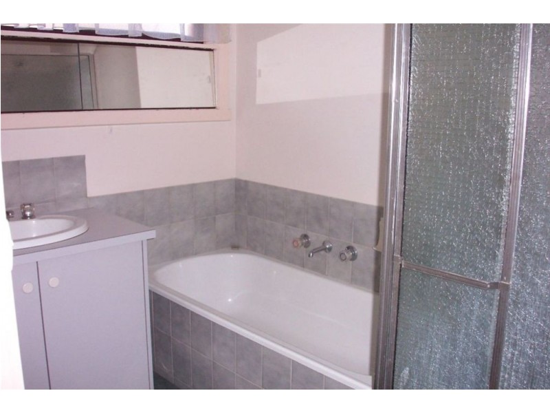 13 Golf Links Drive, Mill Park VIC 3082