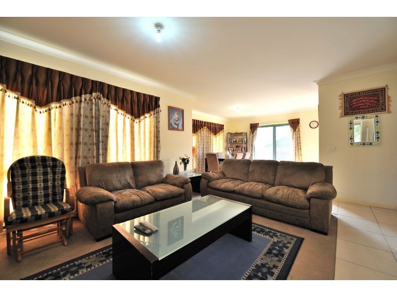 1/30 Lamour Avenue, South Morang VIC 3752