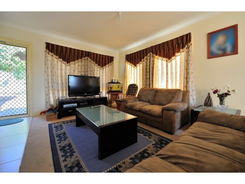 1/30 Lamour Avenue, South Morang VIC 3752