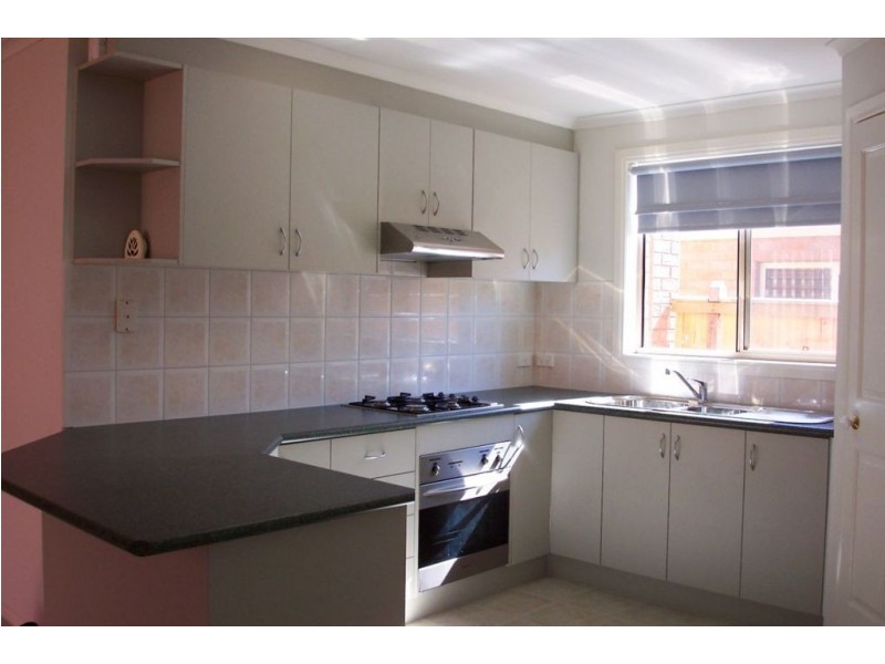 17 Tennyson Circuit, Mill Park VIC 3082