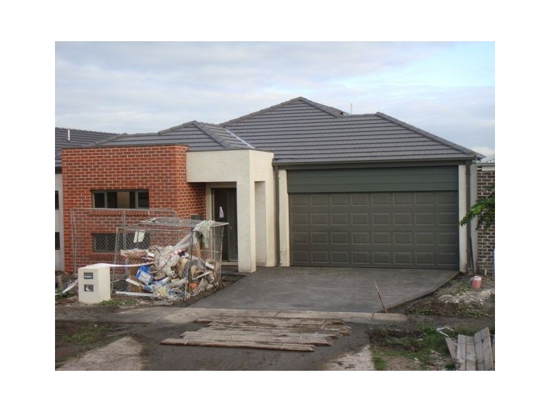 15 Starlight Gardens, Epping VIC 3076