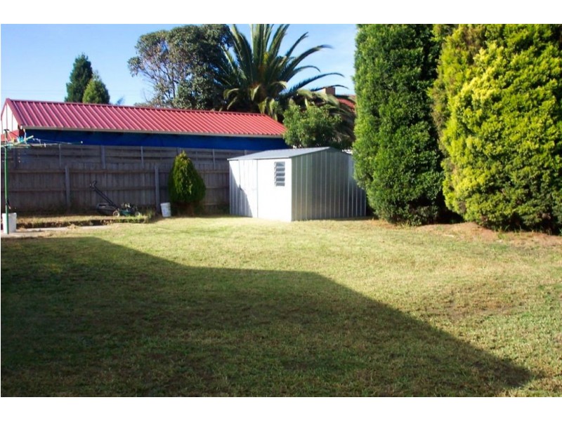 13 Golf Links Drive, Mill Park VIC 3082