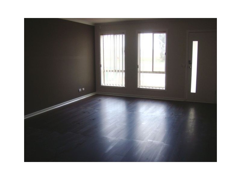 8 Taronga Way, South Morang VIC 3752