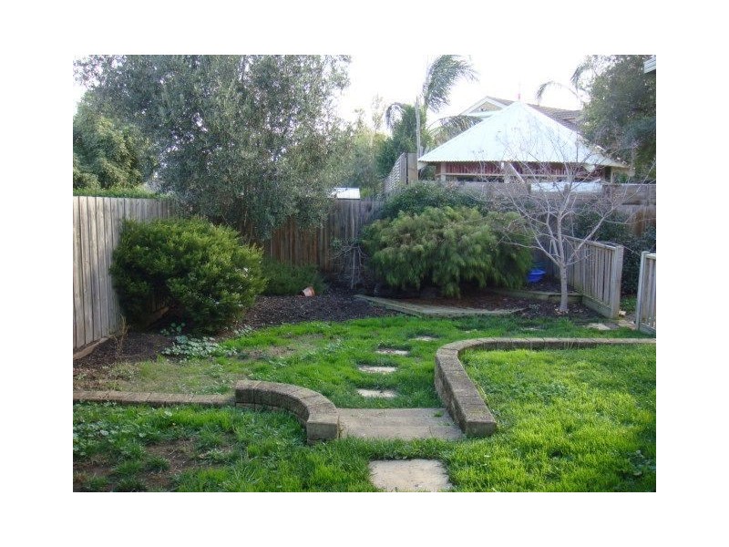 14 Oldfield Place, Epping VIC 3076