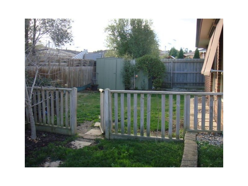 14 Oldfield Place, Epping VIC 3076