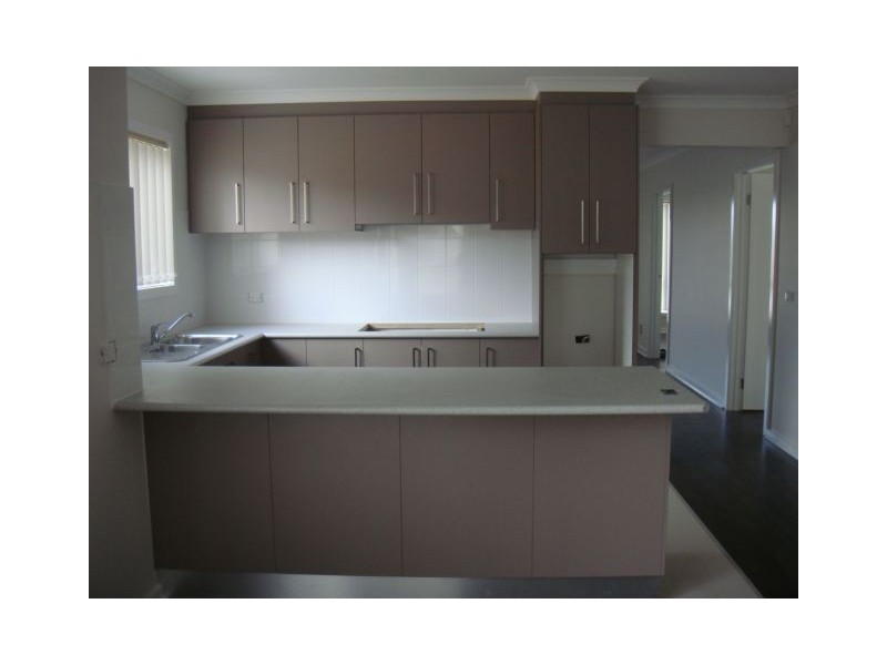 563 The Lakes Boulevard, South Morang VIC 3752