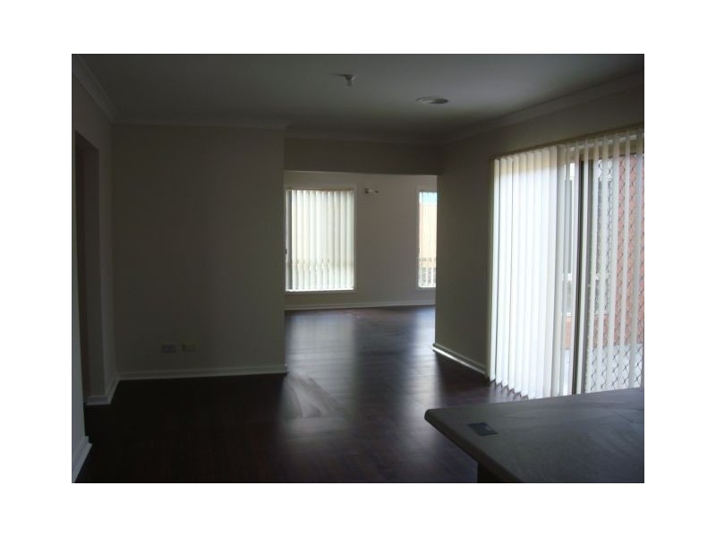 563 The Lakes Boulevard, South Morang VIC 3752