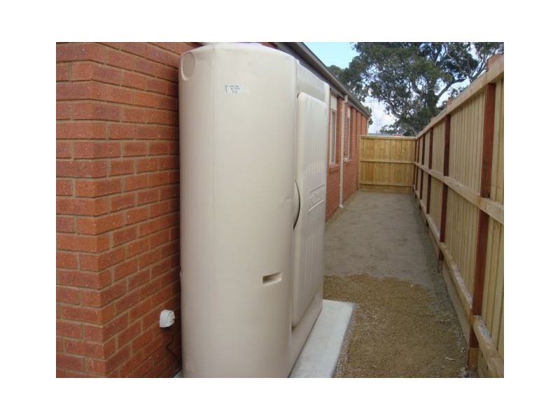 563 The Lakes Boulevard, South Morang VIC 3752