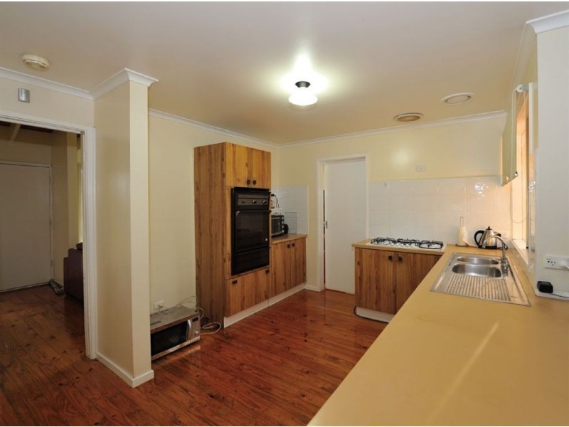 1 Redcraze Rise, Mill Park VIC 3082
