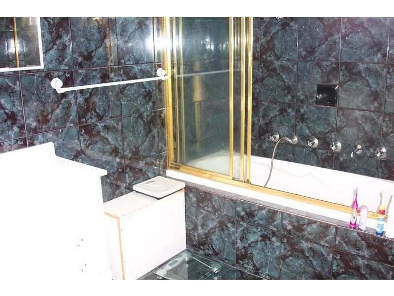 1/16 Main Street, Thomastown VIC 3074