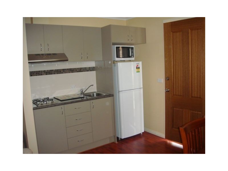 A/34 Browning Street, Kingsbury VIC 3083